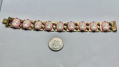Vintage Retro Era Molded Pink & White Lucite Cameo Plaque Tennis Bracelet 6 3/4”