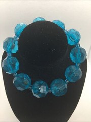 Vintage Costume Jewelry Stretchable Blue Beaded Bracelet Free Ship Livtown 549