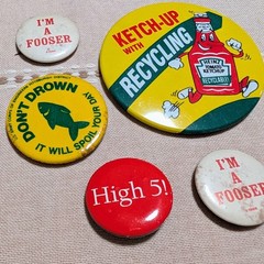 Vintage Advertising Novelty Button Lot Heinz Ketchup Recycling Fooser Pinbacks