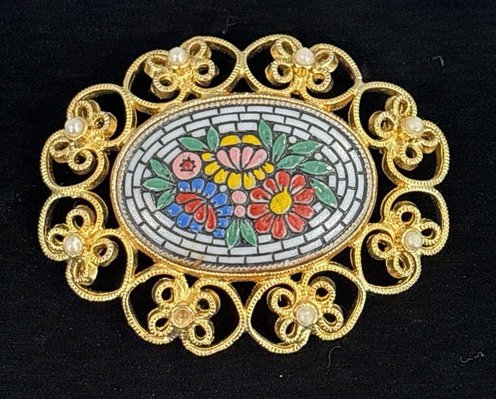 Vintage Bellini Faux Mosaic Brooch Pin 2 1/4″ x 1 3/4″ MISSING 1 Faux Pearl
