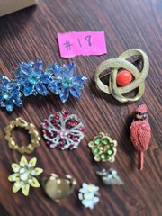 Lot of 10 Brooches/Pins Red Bird, Floral, Heart Misc # HH #18