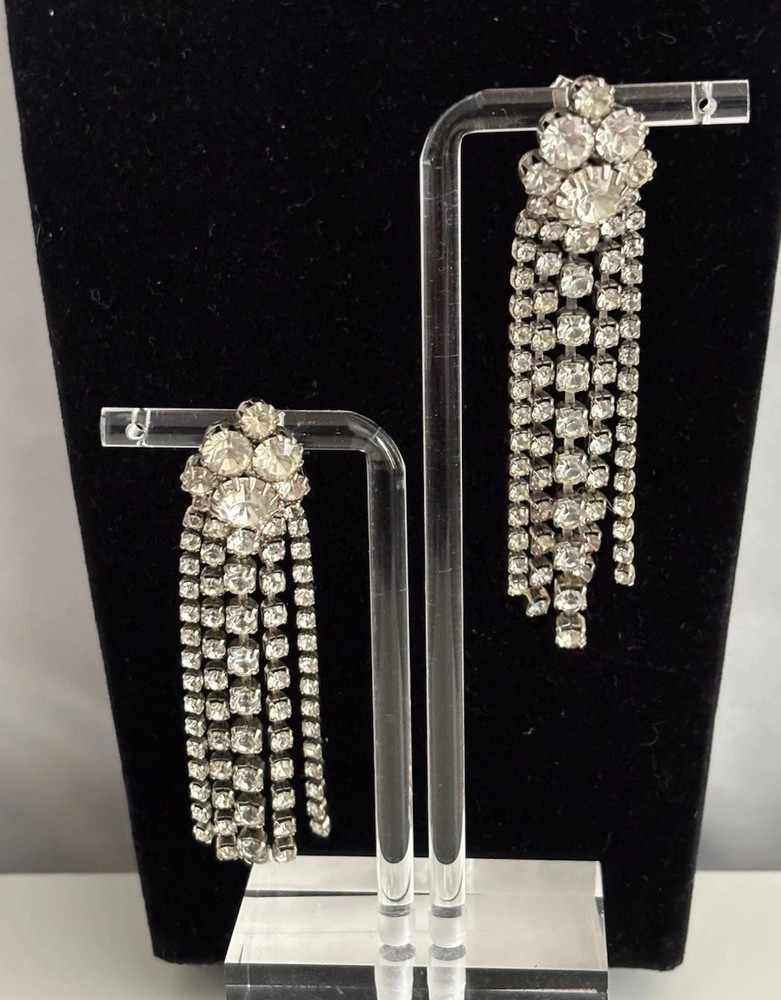 Vintage Sparkling Rhinestone Waterfall Earrings Silver Tone Glamorous Party (02)