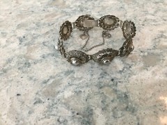 Vintage 1960’s Detail Spun Silver Filigree Flower Bracelet 100% (THKH)