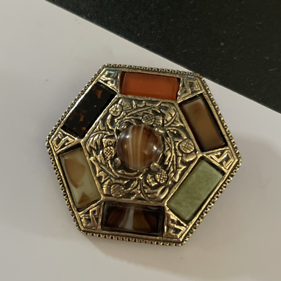 Vintage Miracle Glass Scottish Agate Gold Tone Octagon Pin brooch 2”