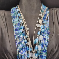 Lot 4 Necklaces Silver Tone Blues Beachy Glass Shells Beautiful Stackable 17-21″