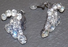 Vintage La Roco Stunning Clear Glass Rhinestone Silvertone Clip Earrings