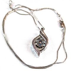 925 Sterling Silver Dancing CZ Pendant 19″ Box Chain Necklace Floating Solitaire