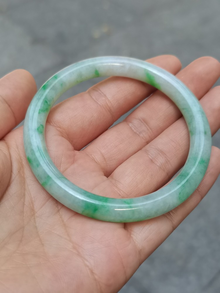 MADE IN-HOUSE TYPE A Untreated Burmese Jadeite Jade Pastel GREEN Bangle (55.8mm)