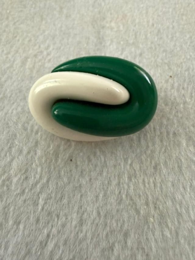 Vintage Green and White Abstract Swirl Pin 1.5″ Mod Retro