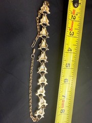 Vintage White Thermoset Leaf Link Choker Necklace Gold Tone Adjustable