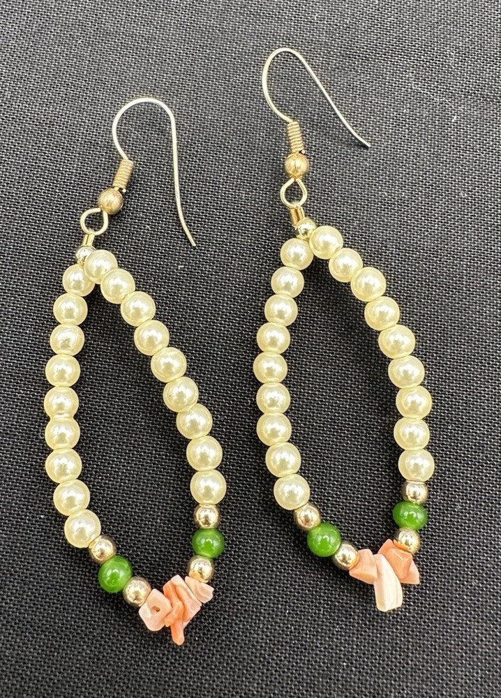 Vtg Hawaiian Beaded Faux Pearl Dangle Earrings Coral Boho Coastal Beach Chic