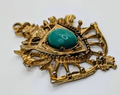 Vintage Heraldic Crown Lion Crest Pendant Lot Gold Tone Teal Green Pink Marbled