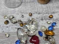 Vtg Estate Costume Jewelry Crystals Glass Rhinestones Lot For Repairs Parts G9.1