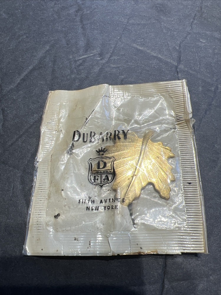 Vintage DFA DuBarry Leaf Brooch Gold Tone Pin Brooch Sealed Autumn Fifth Avenue