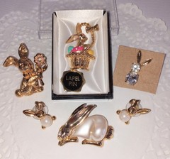 🐰 Lot #1 Vintage Now Bunny Rabbit Pin Brooch Earrings Marvella Avon Rhinestone