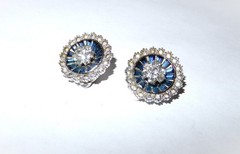 Vintage JOMAZ Signed Silvertone Rhinestone Clip On Earrings Blue/Clear