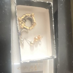 Basco Inc. Gold Tone Brooch Pin, 14 carat gold, in Box