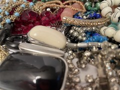 4Lb Mixed Mystery Jewelry Lot Vintage Mod Boho Bead Necklaces Bracelets Earrings