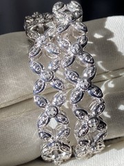 Ross Simons sterling silver flower .50 ct. t.w. diamond bracelet Size 7 1/4”