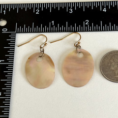 Ladies Vintage Mother Of Pearl Shell MOP Ladies Drop Earrings
