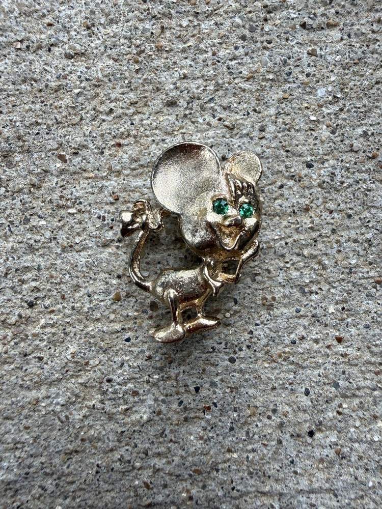 Vintage Mouse Brooch – Gold Tone with Green Emerald Rhinestone Eyes – Gerry’s