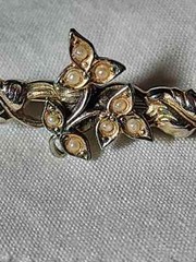 Vintage Delicate Silver and Pearl Ivy Leaf Brooch/Pin