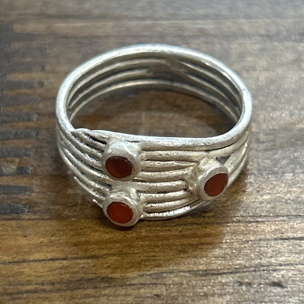 Vintage Artisan Made Modernist Coral Stones Sterling Silver Ring Size 6.5 3.32G