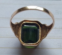 Antique 10 k yellow gold ring with 3 ct green tourmaline size 6.25
