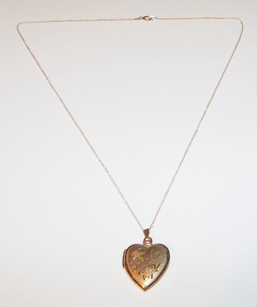 Vtg Gold Filled Grandma & Flowers Heart Locket Pendant Necklace & 18″ Chain
