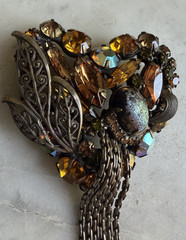 Vintage Glass Rhinestone Brooch Attributed To Alice Caviness (??) Unsigned
