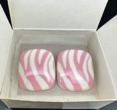 Vintage Avon Zebra Stripe Clip On Earrings Pink & Cream Acrylic 1.25″
