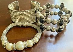 Vintage Faux Pearl Black & Silver Tone Stretch Cuff Beaded Bracelets Lot of 3
