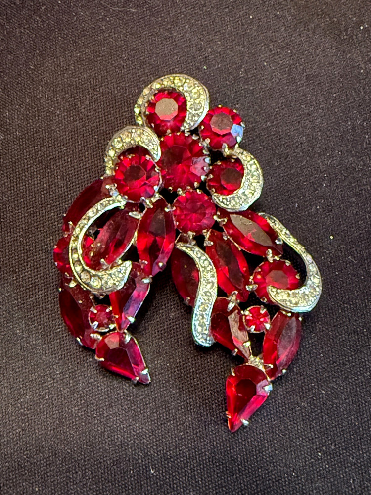 Vintage Mid Century Ruby Red Rhinestone Brooch Rhodium Plated Open Back Unsigned