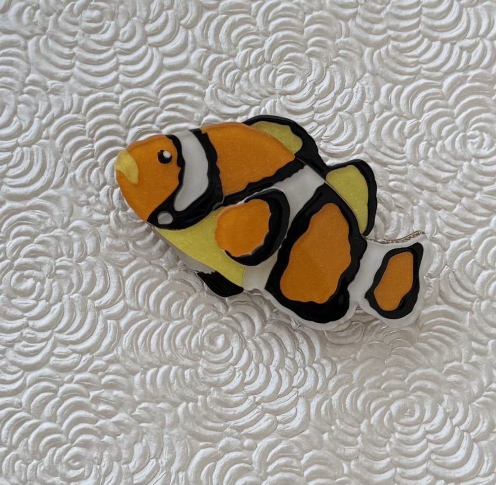 Fish vintage style acrylic brooch