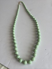Vtg Monet Mint Green Necklace: Gold Tone/ Very Good Pre-owned Condition