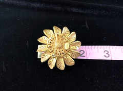 Vintage Signed JOSEF MORTON (Miriam Haskell) Russian Gold Tone FLOWER Pin Brooch