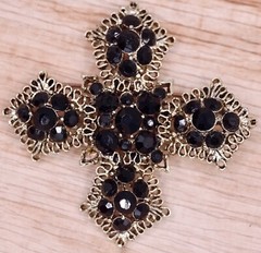 Unsigned Lisner Maltese Cross Brooch Pin Jet Rhinestone Antiqued Gold Tone