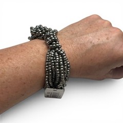NWT Chunky Metallic Bead Bracelet Stretch Multistrand Gunmetal Cookie Lee