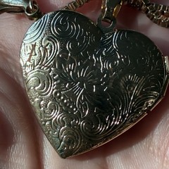 Vintage Gold Tone Heart Locket Etched Filigree Laser Engraved I Love You 80s 90s