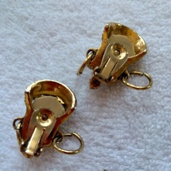 Selro Selini, asian princess, neckless & clip earrings, beautiful & very nice,
