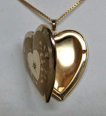 BEAUTIFUL 14K YELLOW GOLD HEART LOCKET PENDANT ON 16″ 14K CHAIN NECKLACE