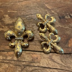 Vintage Signed Gold Tone RJ Graziano “Fleur De Lis” Brooch & Clip On Earrings