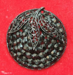 Vintage Black Enamel Rhinestone Filigree Floral Round Brooch Pin Cm 39