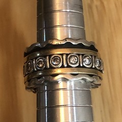 b49. Vintage Sterling Silver Brass CZ Crystal Spinner Band Ring Size 6.75. 15.5g