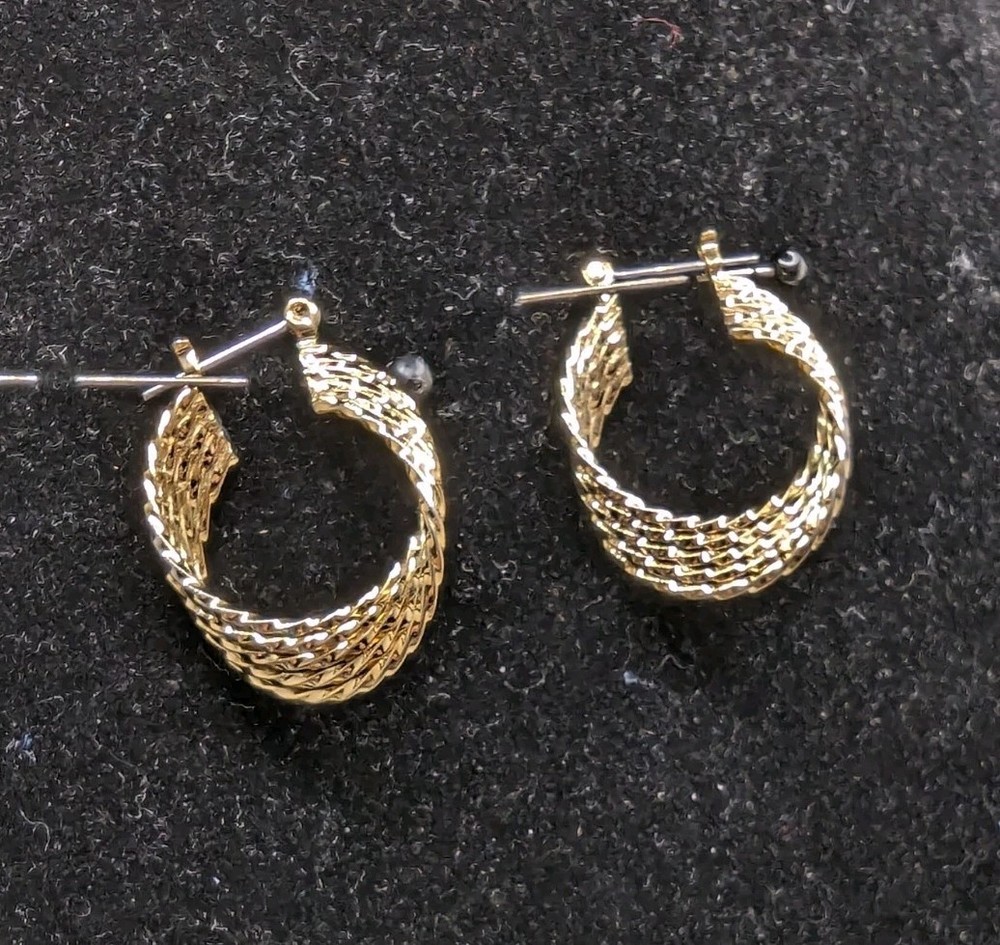 Vintage Layered Twisted Oval 1″ Hoop Earrings Gold Tone Pierced