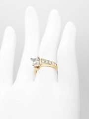 Designer $5000 1.50ct Trillion Cut Diamond 18k Yellow Gold Wedding Ring