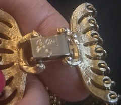 Vintage Coro 1940s-1950s Pegasus Gold Tone Multi Strand Liquid Chain Bracelet