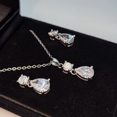 Lovely vintage necklace earrings silver plated teardrop pear stones bridal gift