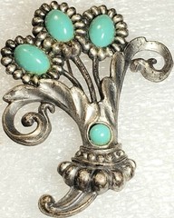Vintage Classic Art Deco/ Nouveau Turquoise Blue Cabochon Floral Flower Brooch