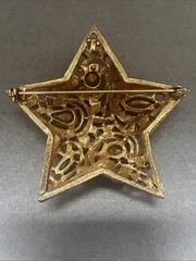 LaRoco La Roco Domed Paisley Rhinestone Star Brooch Pin Greens & Blues
